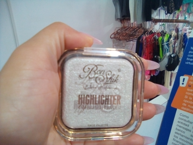 romantic bird pop iluminador