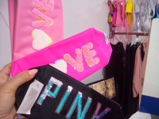 cosmetiquera love economica