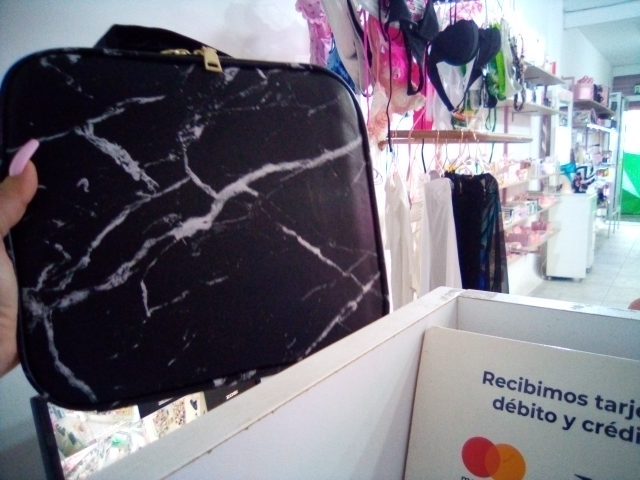 neceser organizador marmol