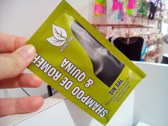 natural sant shampoo de romero y quina en sobre