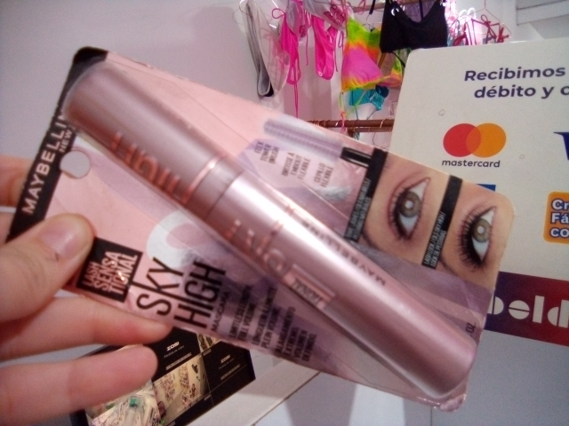 maybelline pestanina sky high