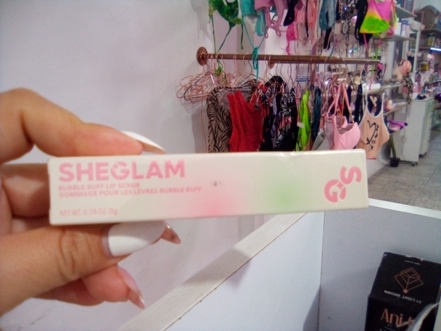 Sheglam exfoliante de labios