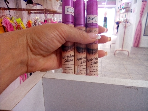prosa mascara 4 en uno fucsia