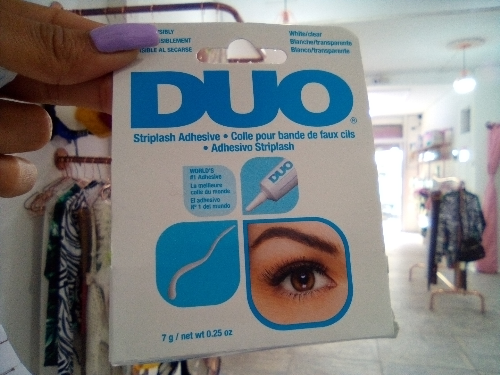 duo pega de pestanas azul