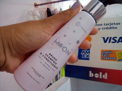 Mils moon shampoo para brochas