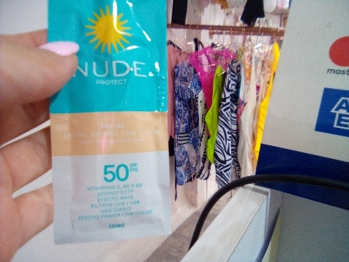 nude facial protector sunscreen crema